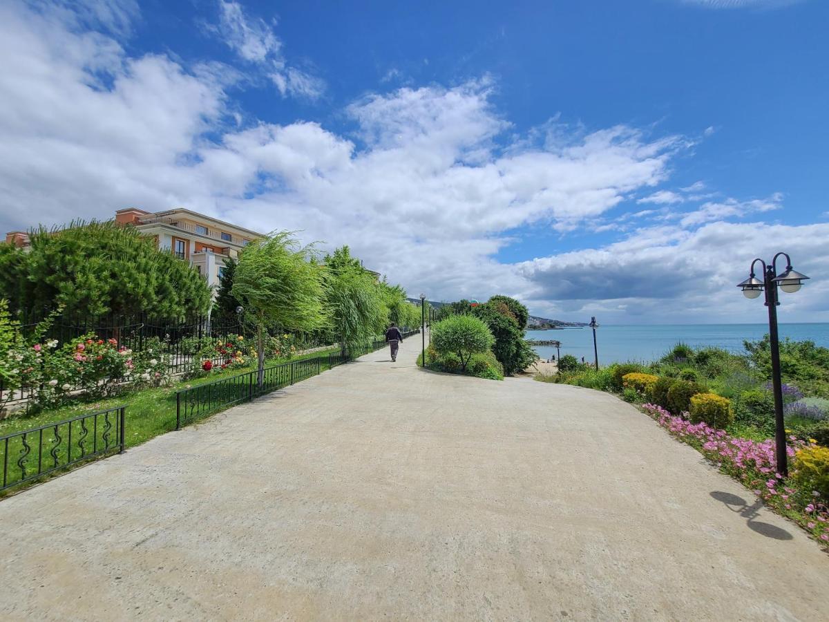 Prestige Fort Aparthotel - Private Apartment-Bsr Свети-Влас Экстерьер фото