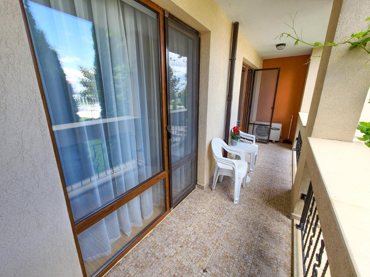 Prestige Fort Aparthotel - Private Apartment-Bsr Свети-Влас Экстерьер фото